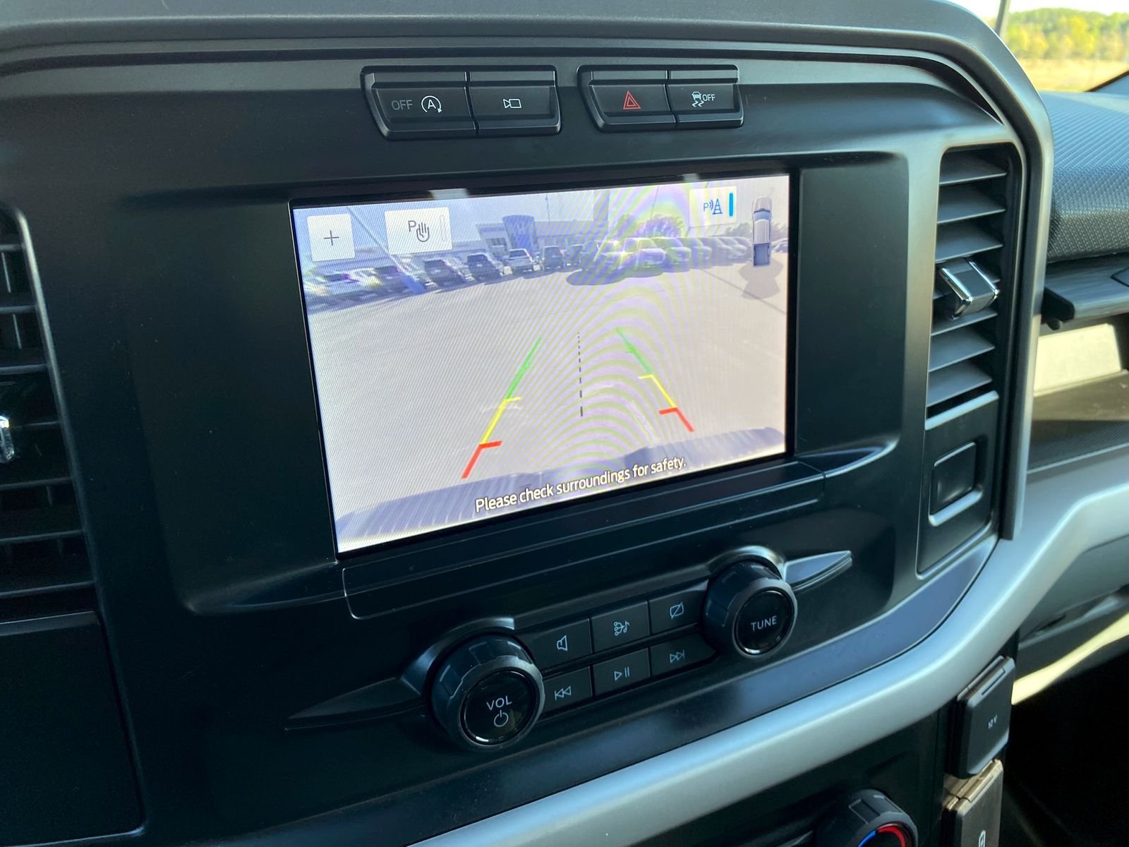Used 2023 Oxford White Ford XLT image 18
