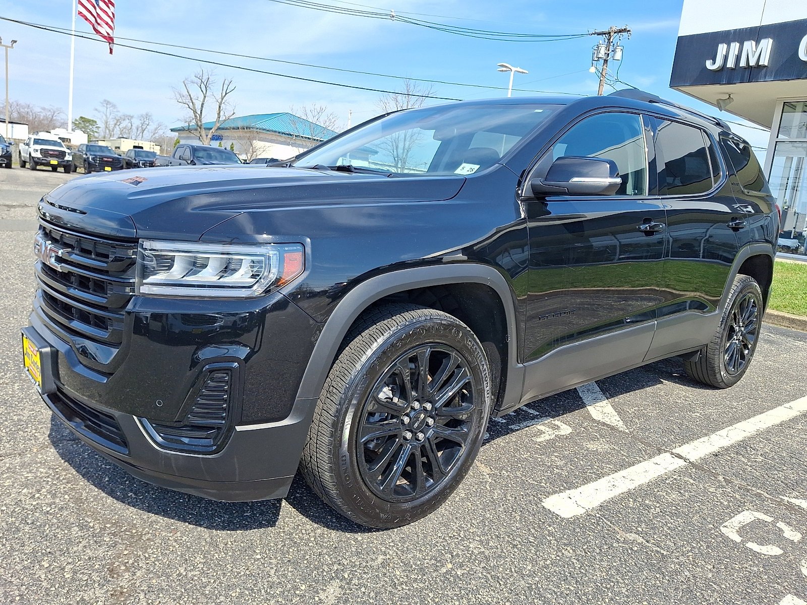 Used 2023 Ebony Twilight Metallic GMC SLE image 5