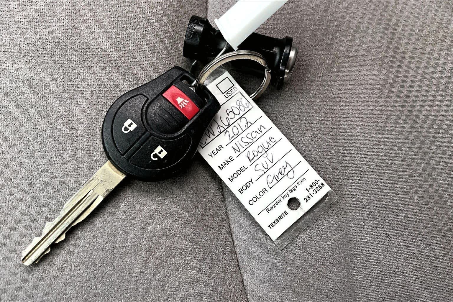 Used 2012 Platinum Graphite Nissan S image 14