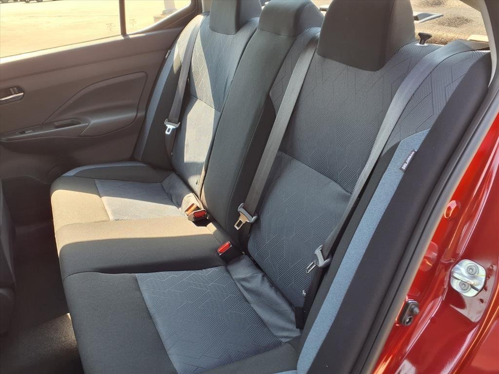 2025 Nissan Versa Sedan SV - Photo 8