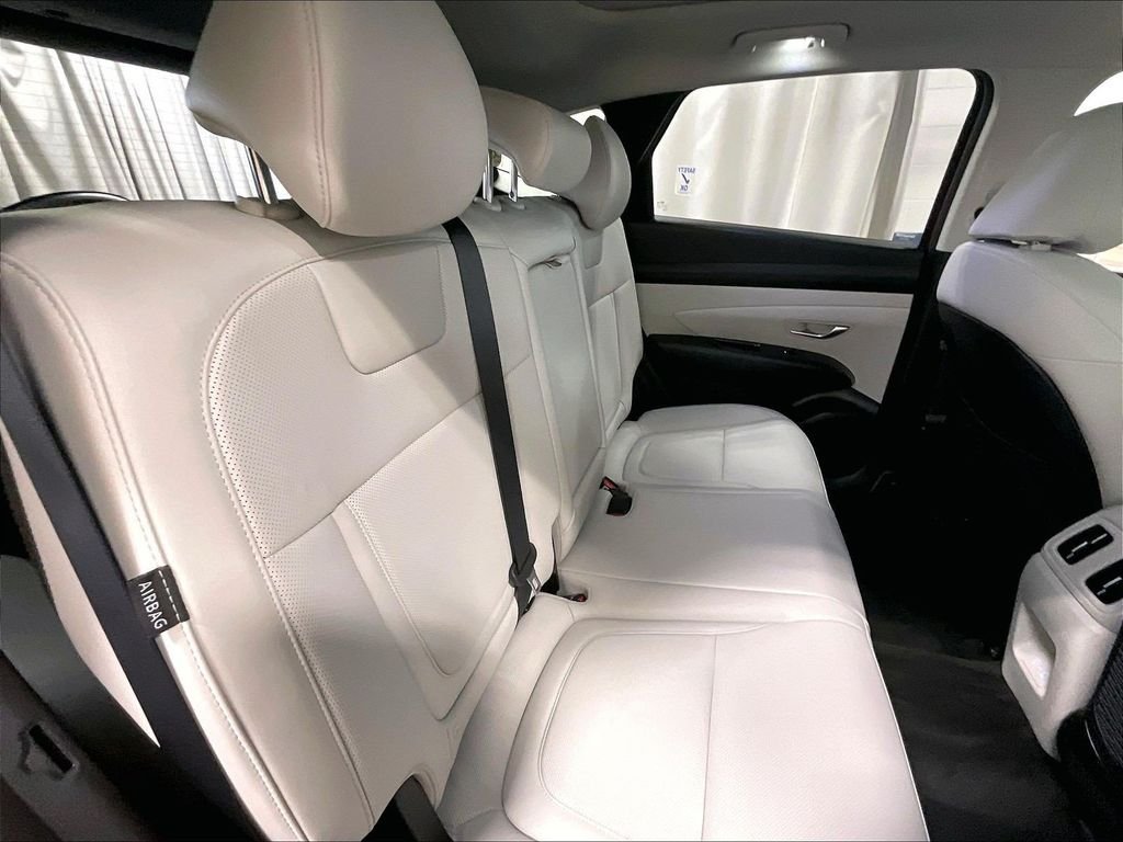 Certified Used 2025 Red Hyundai SEL Convenience image 16