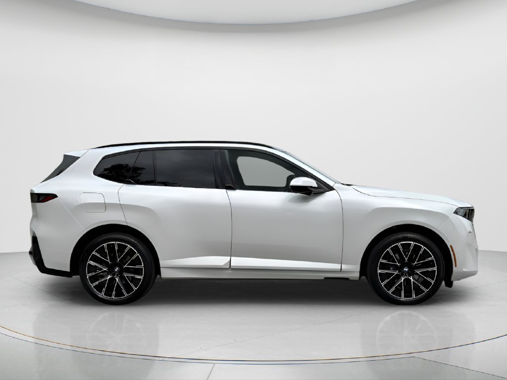 New 2027 Mineral White Metallic BMW  image 4