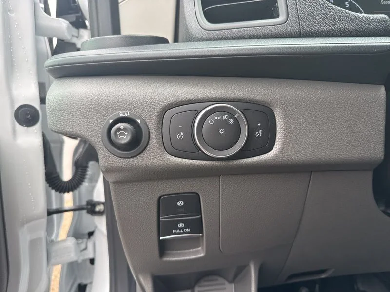New 2025 Oxford White Ford Cargo Van image 19