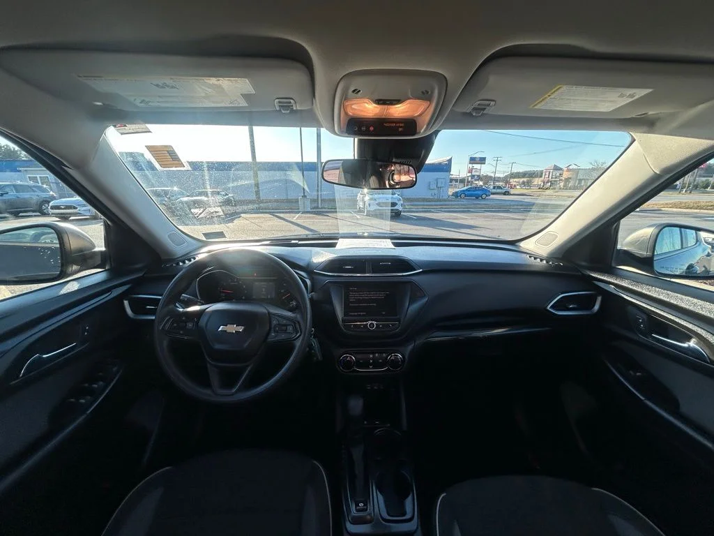 2023 Chevrolet TrailBlazer LS - Photo 34