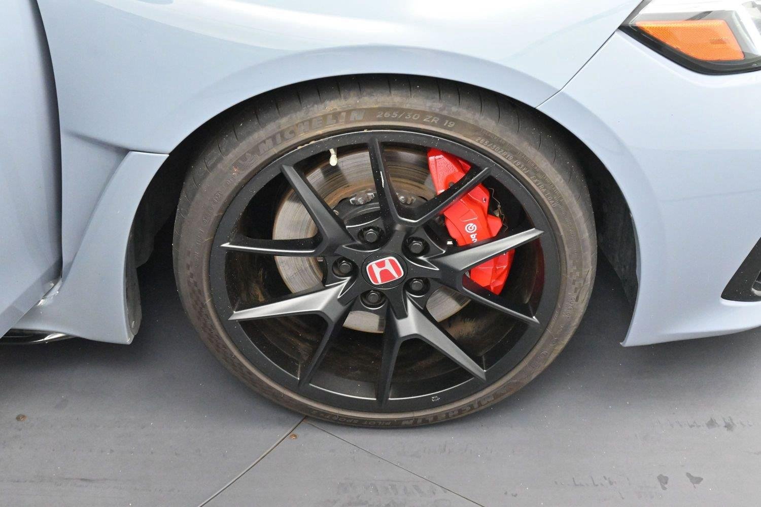 Used 2024 Sonic Gray Pearl Honda Type R image 32