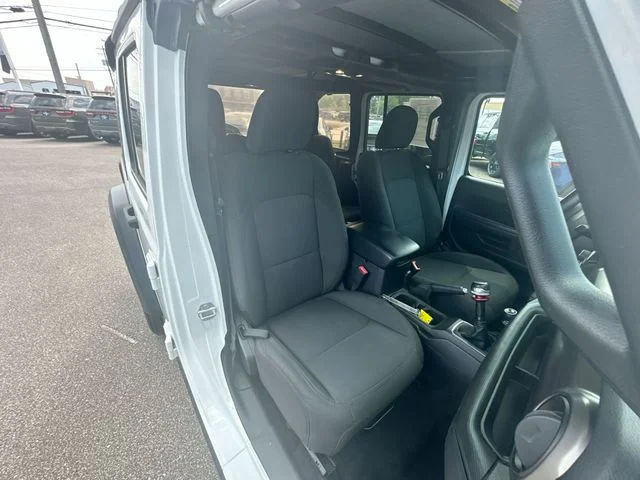 Used 2020 White Jeep Unlimited Sport image 26