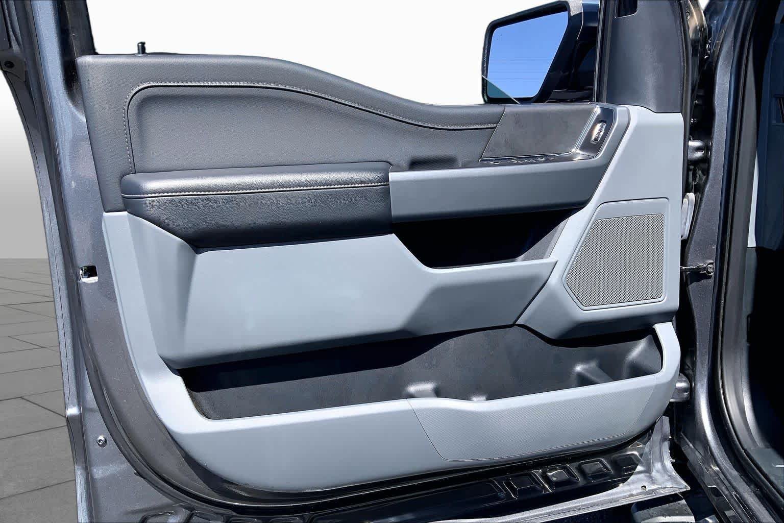 Used 2024 Carbonized Gray Metallic Ford XLT image 22