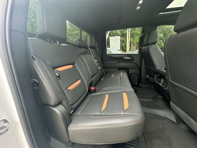 Used 2024 White GMC AT4 image 30