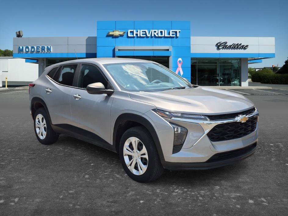 Used 2024 Sterling Gray Metallic Chevrolet LS image 7