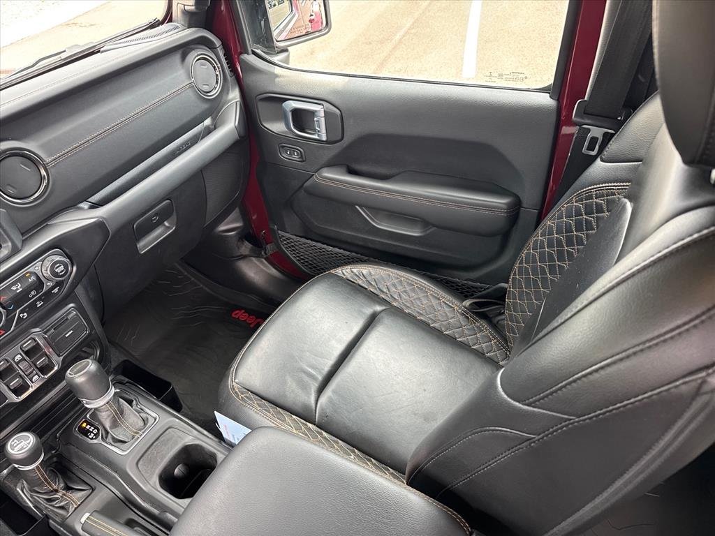 Used 2021 Snazzberry Pearlcoat Jeep High Altitude image 14