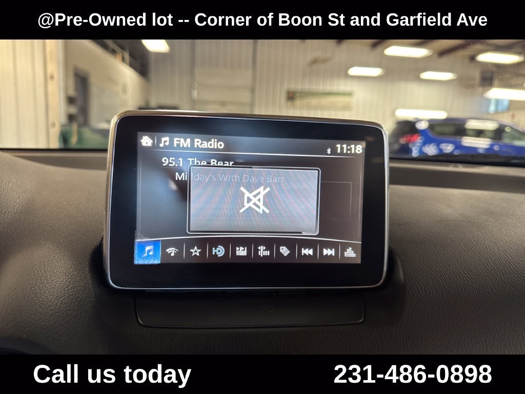 Used 2016 Blue Scion Base image 23