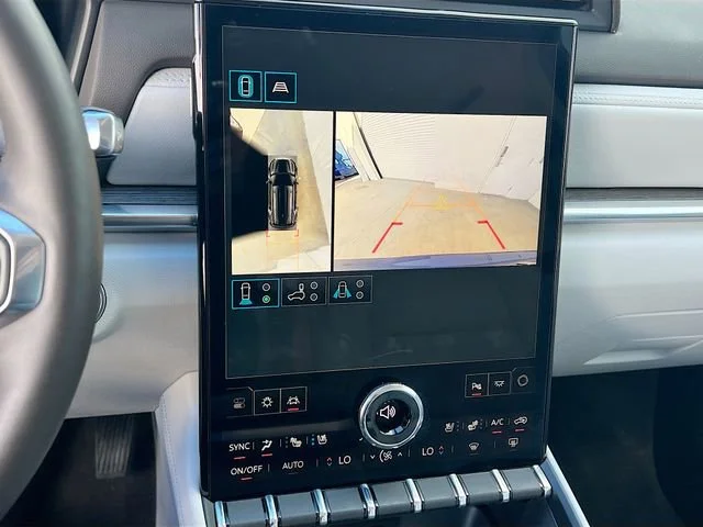 2026 GMC Terrain Denali - Photo 9