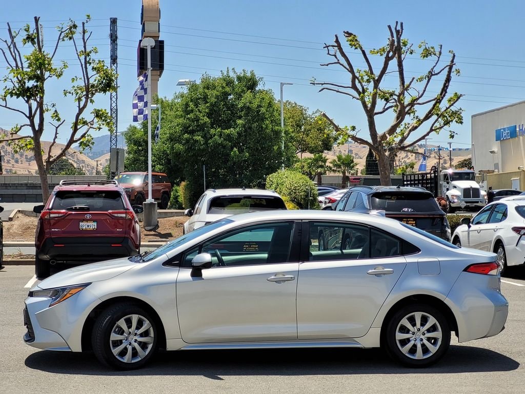 Used 2025 Silver Toyota LE image 7
