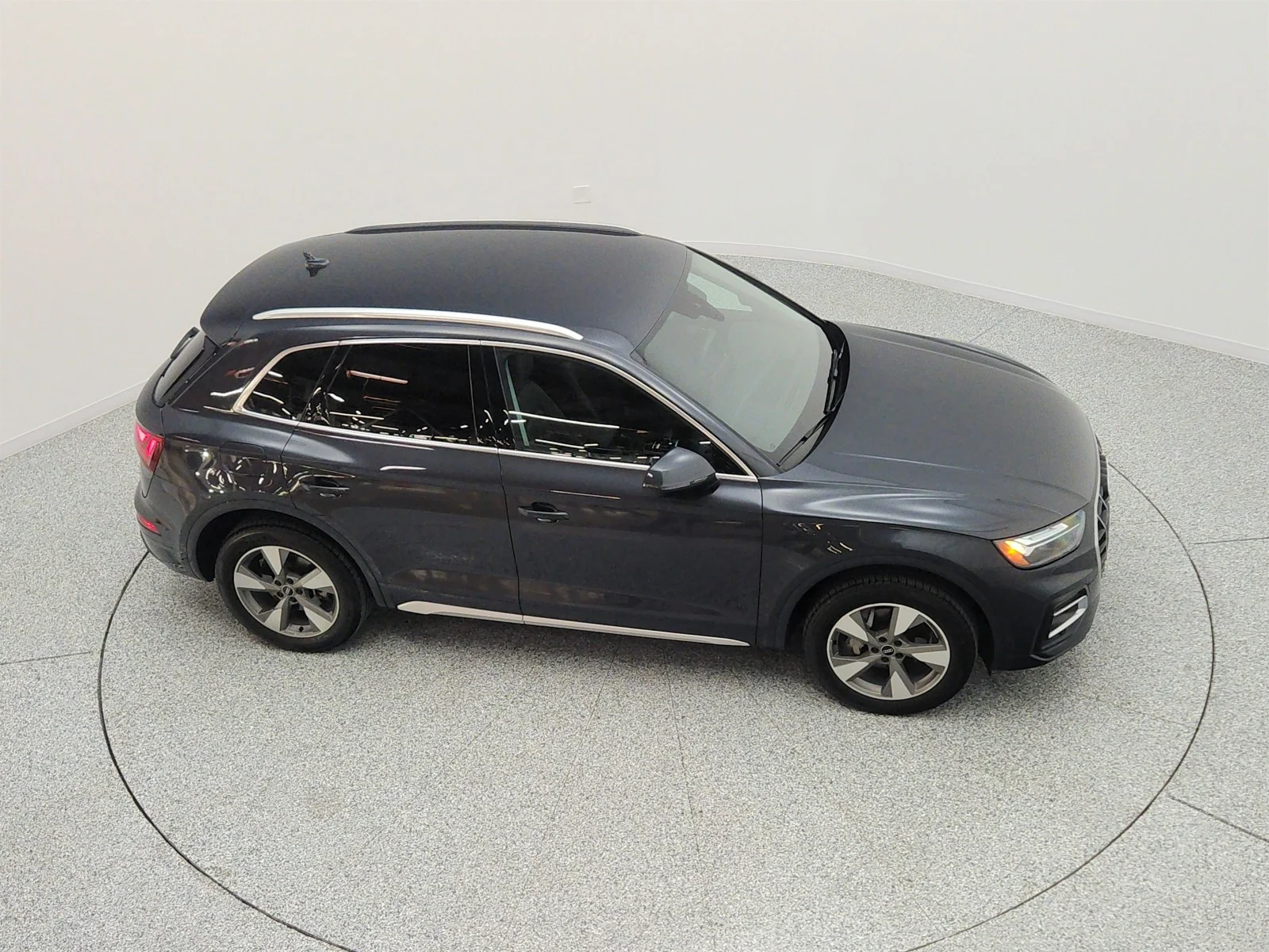 Used 2023 Manhattan Gray Metallic Audi Premium image 25