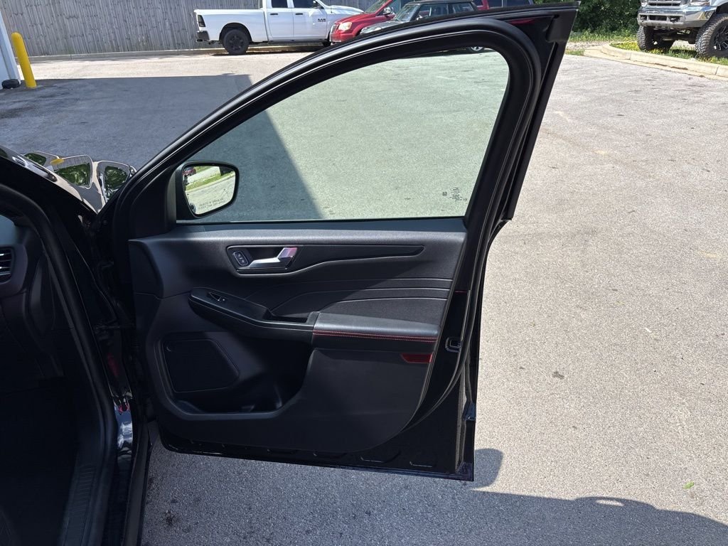 Certified Used 2025 Black Ford ST-Line Select image 37