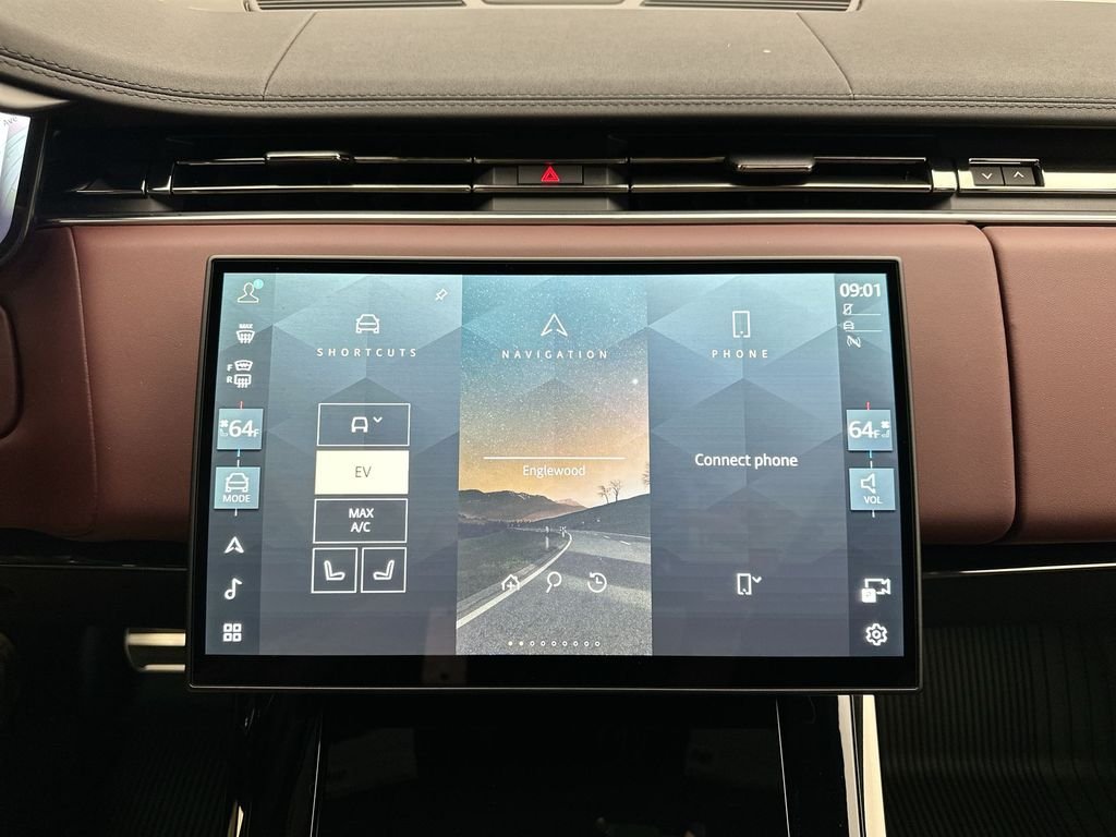 New 2026 Fuji White Land Rover Dynamic SE image 13