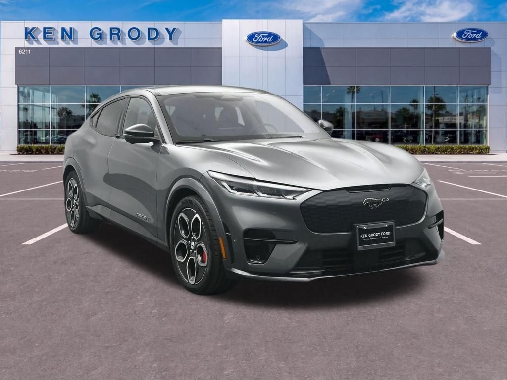 2023 Ford Mustang-Mach-e GT's photo