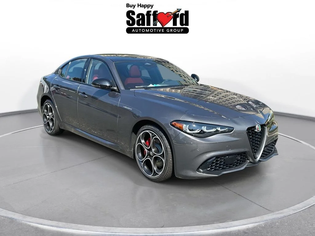 2025 Alfa Romeo Giulia Base - Photo 10