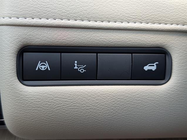 New 2026 Everest White TriCoat Nissan Platinum Reserve image 25