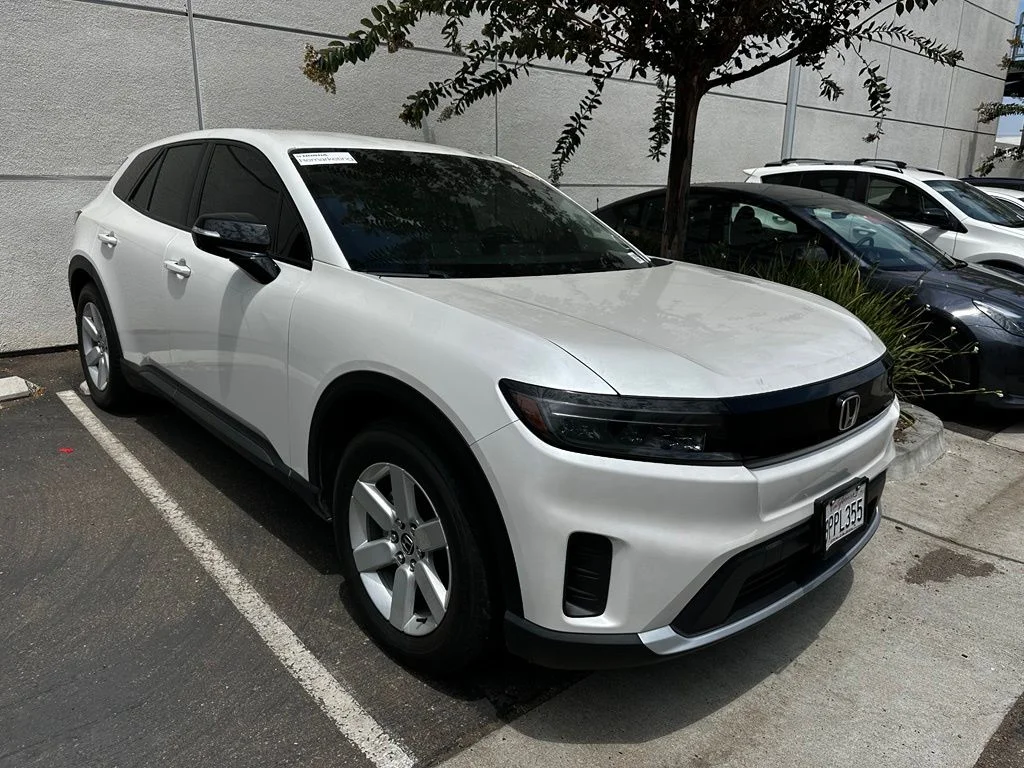 Used 2024 White Honda EX image 8