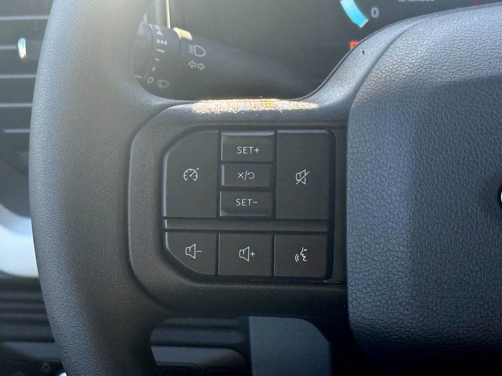 2026 Ford F-350 Super Duty XLT - Photo 15