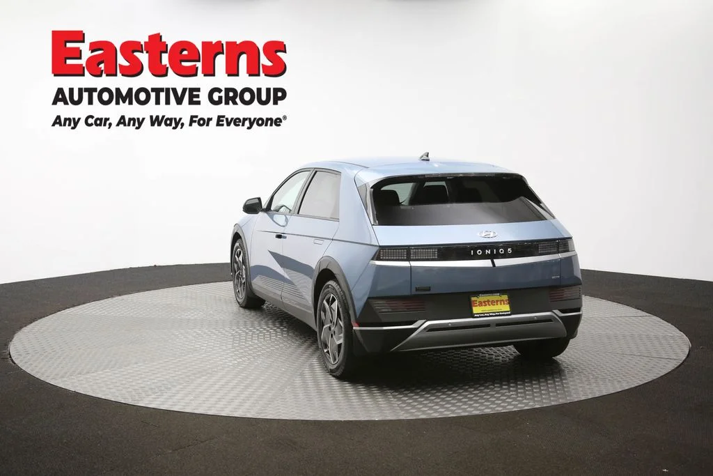 Used 2023 Blue Hyundai SE image 62