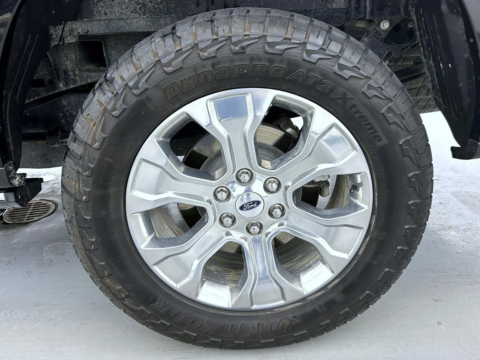 Used 2022 Black Ford Platinum image 24