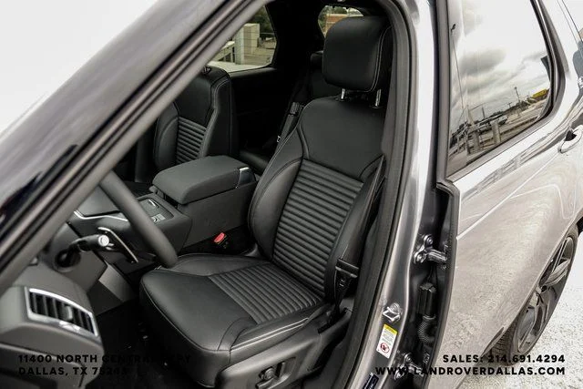 Used 2025 Eiger Gray Metallic Land Rover S image 36