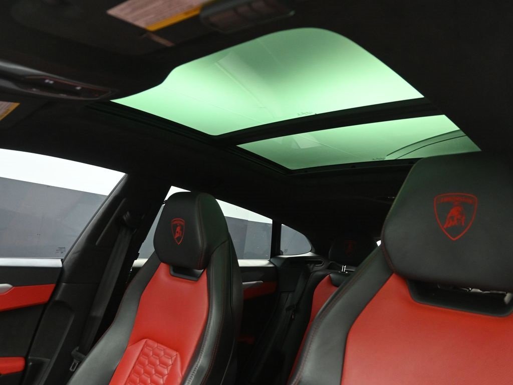 2021 LAMBORGHINI URUS - Image 19