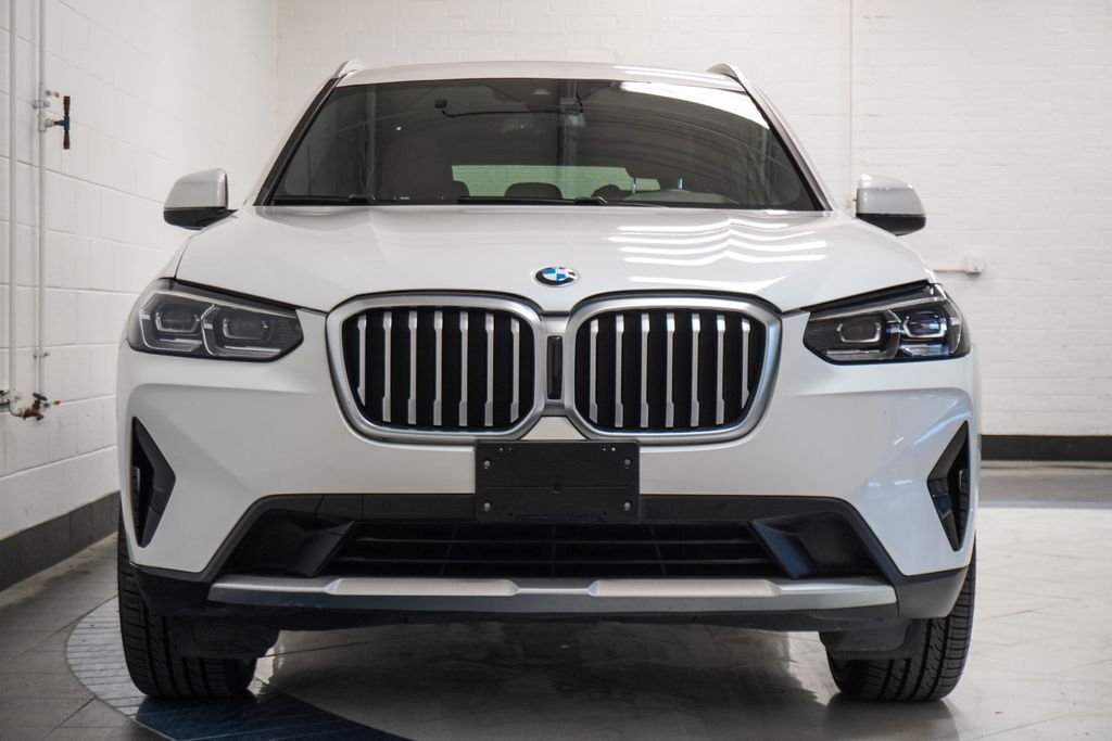 Used 2023 White BMW xDrive30i image 40