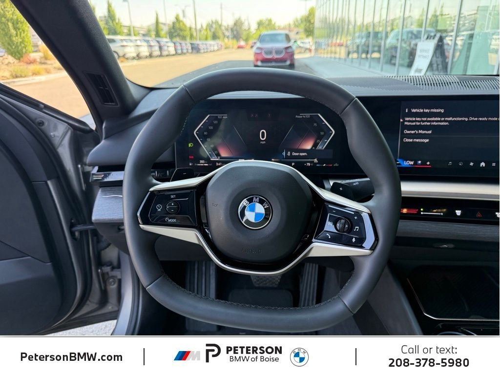 Used 2024 Oxide Grey Met BMW 530i image 18