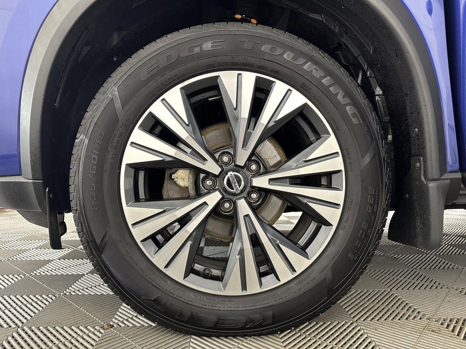 Used 2021 Caspian Blue Metallic Nissan SV image 20