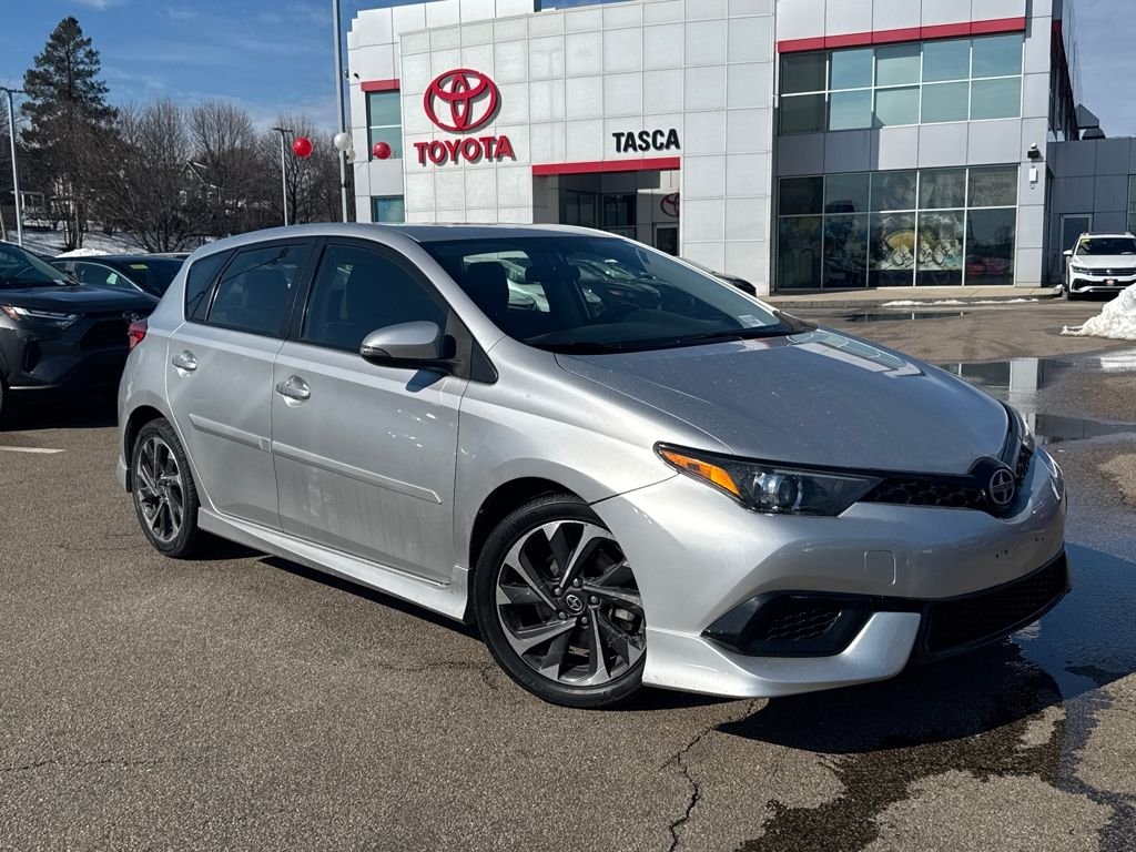 2016 Scion iM Base
