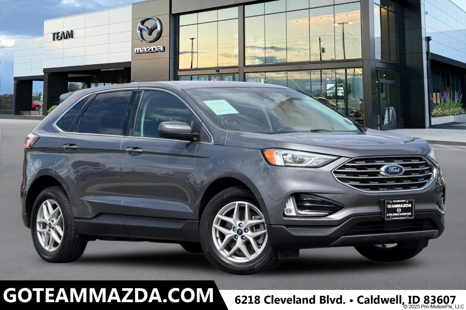 2021 Ford Edge SEL's photo
