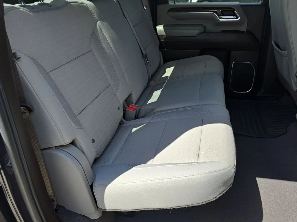 Used 2024 Gray Chevrolet LT image 28