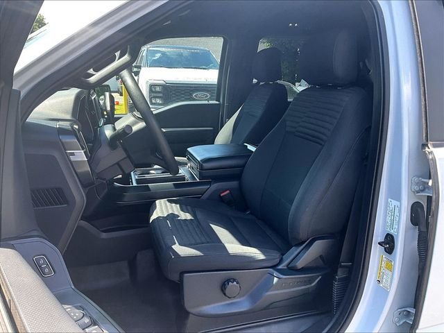 Used 2021 White Ford XL image 20