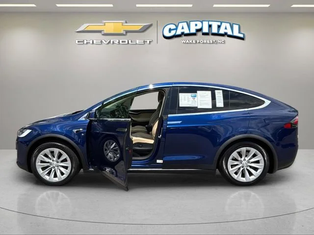 Used 2017 Blue Tesla 90D image 3