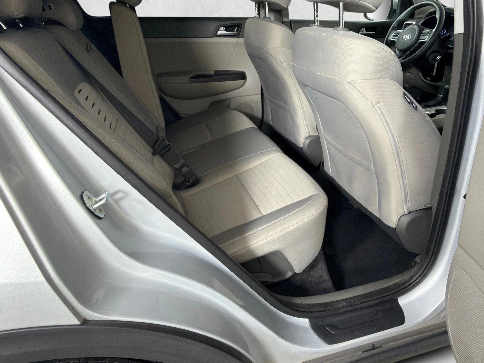 Used 2017 Sparkling Silver Kia LX image 15