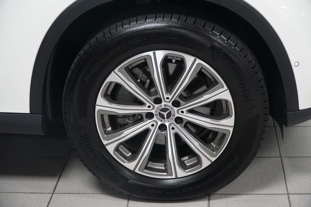 Certified Used 2026 White Mercedes-Benz GLC 300 image 10