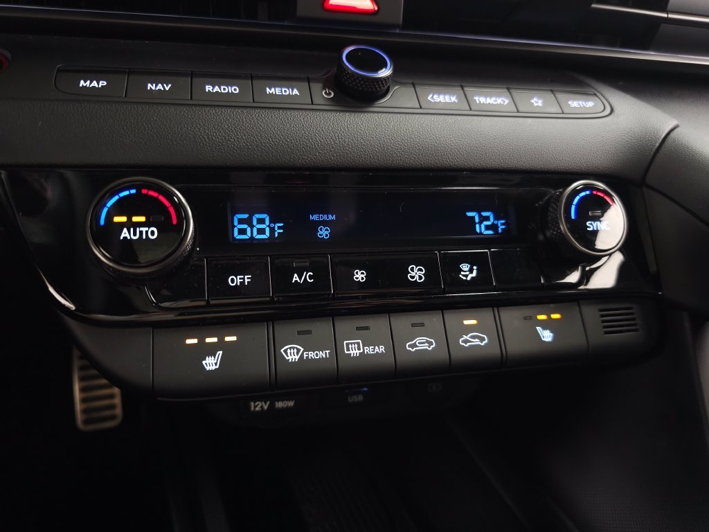 2025 Hyundai Elantra N Line - Photo 32