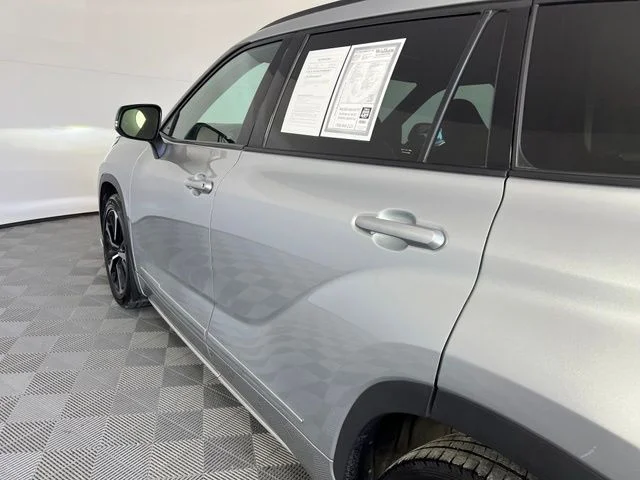 Used 2022 Silver Toyota XSE image 10