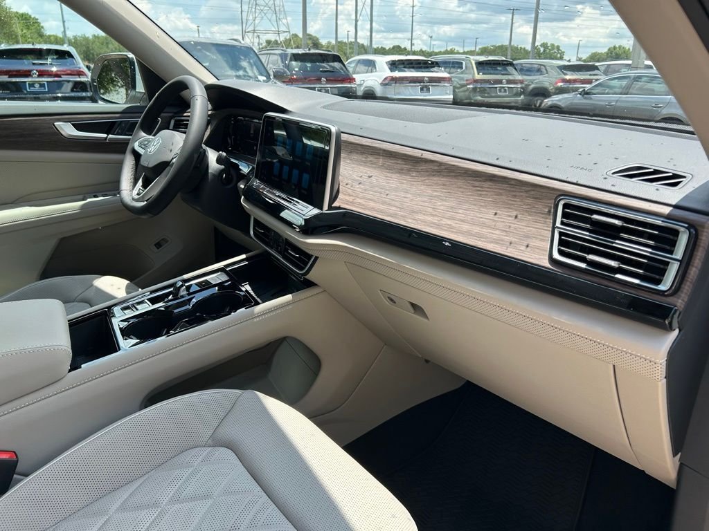 New 2026 White/off-white Volkswagen 2.0T SEL Premium R-Line image 40