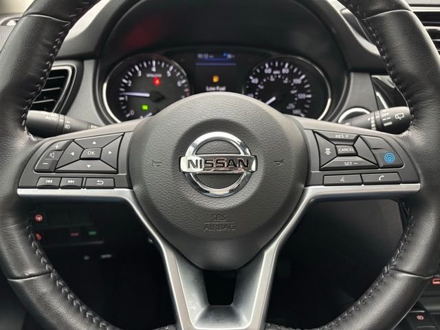 Used 2022 Gun Metallic Nissan SV image 19