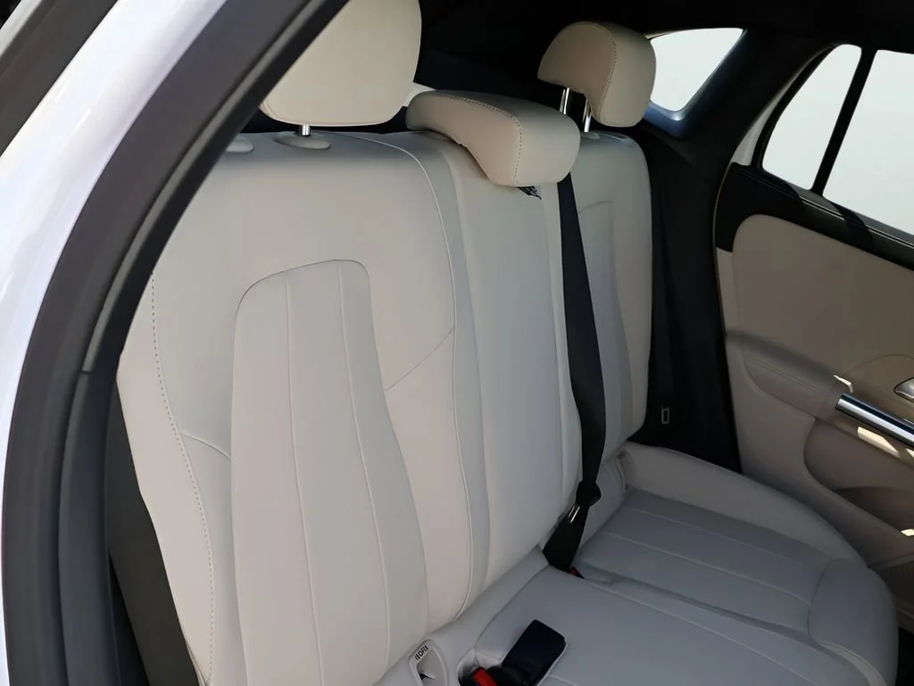 New 2026 Polar White Mercedes-Benz GLA 250 image 51