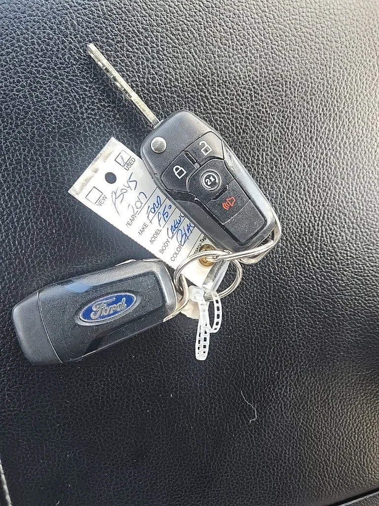 Used 2017 Black Ford XLT image 39