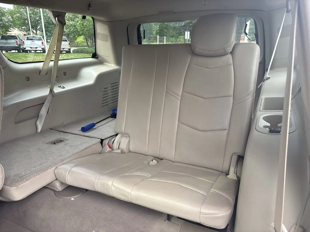 Used 2015 White Cadillac Luxury image 20