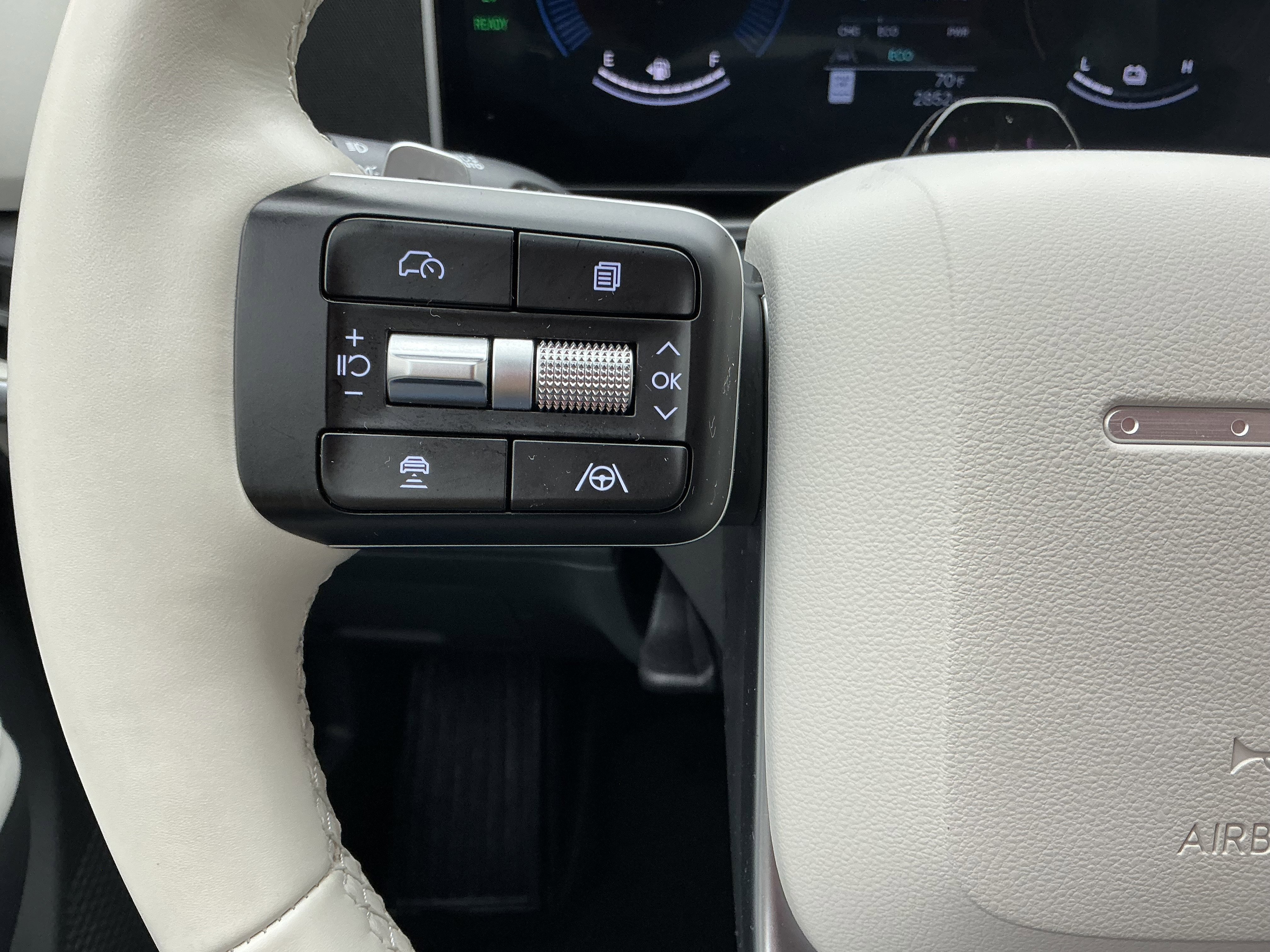 Used 2026 Serenity White Hyundai SEL image 8