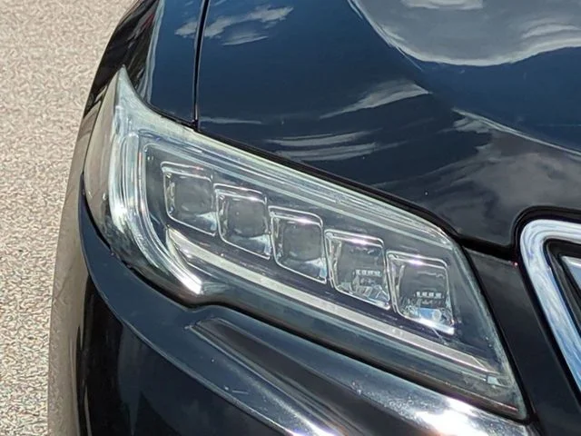 Used 2017 Crystal Black Pearl Acura Technology Package image 10