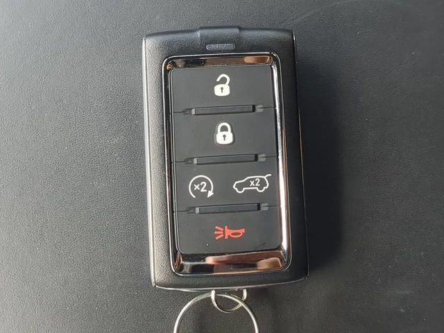 Certified Used 2024 Silver Jeep Overland 4xe image 38