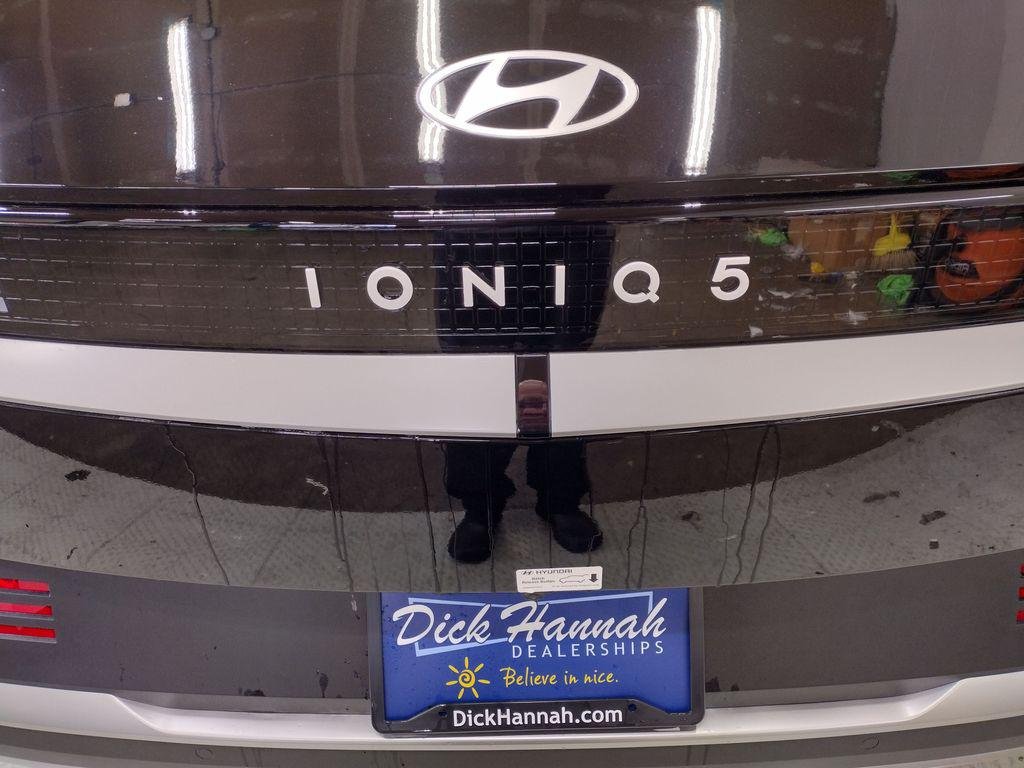 New 2026 Abyss Black Hyundai SEL image 15